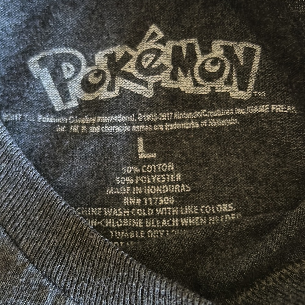 Poke mon T shirt.    #900 - Picture 3 of 4